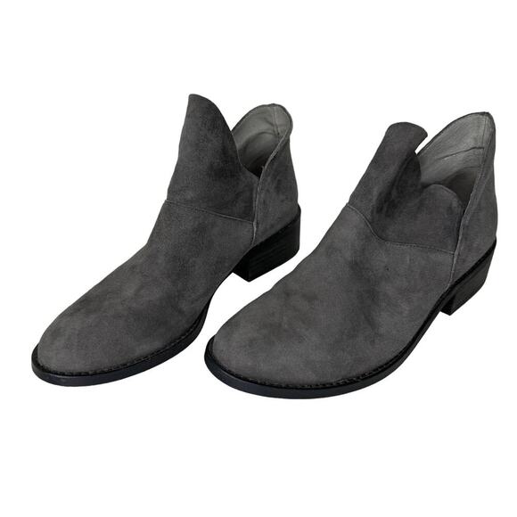 Eileen Fisher Grey Graphite Leaf Suede Ankle Boots - Picture 1 of 6